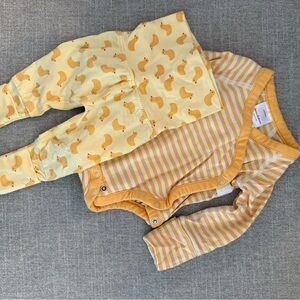 Hanna Andersson Yellow Duck Print Baby Onesie Set